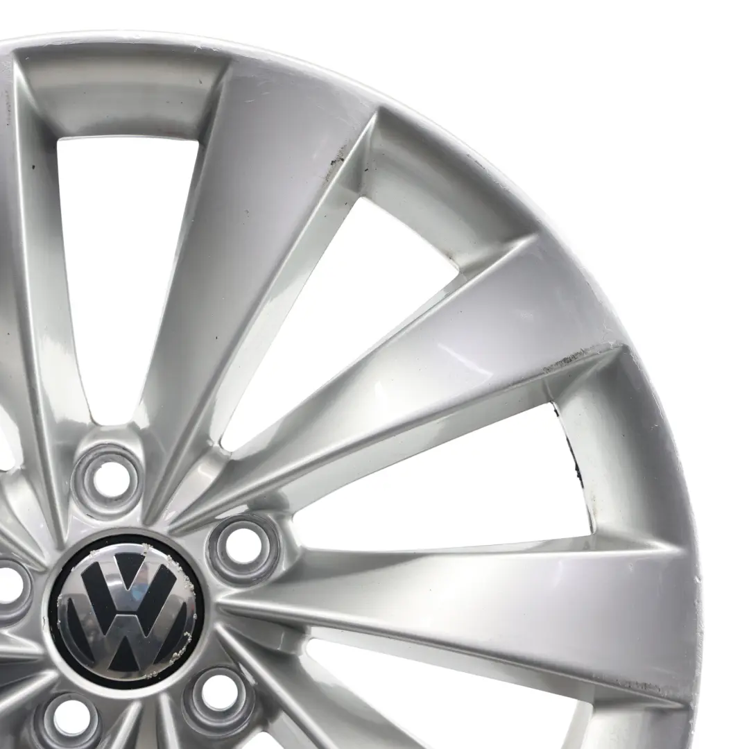 Mk3 Felga Aluminiowa Srebrna 18" 8J ET:41 do Volkswagen Scirocco o numerze 3C8601025D Volkswagen Scirocco Mk3 Felga Aluminiowa Srebrna 18" 8J ET:41 - SKU 3C8601025D-5 - Numer Części 3C8601025D