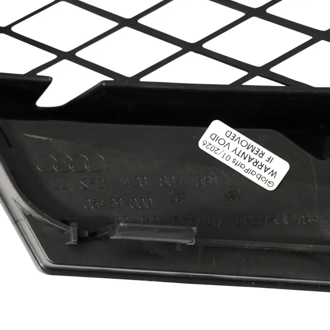 Paraurti Anteriore Inferiore Griglia Sinistro per Audi R8 42 Spyder con numero di parte 420807681 Audi R8 42 Spyder Paraurti Anteriore Inferiore Griglia Sinistro - SKU 420807681 - Numero di parte 420807681
