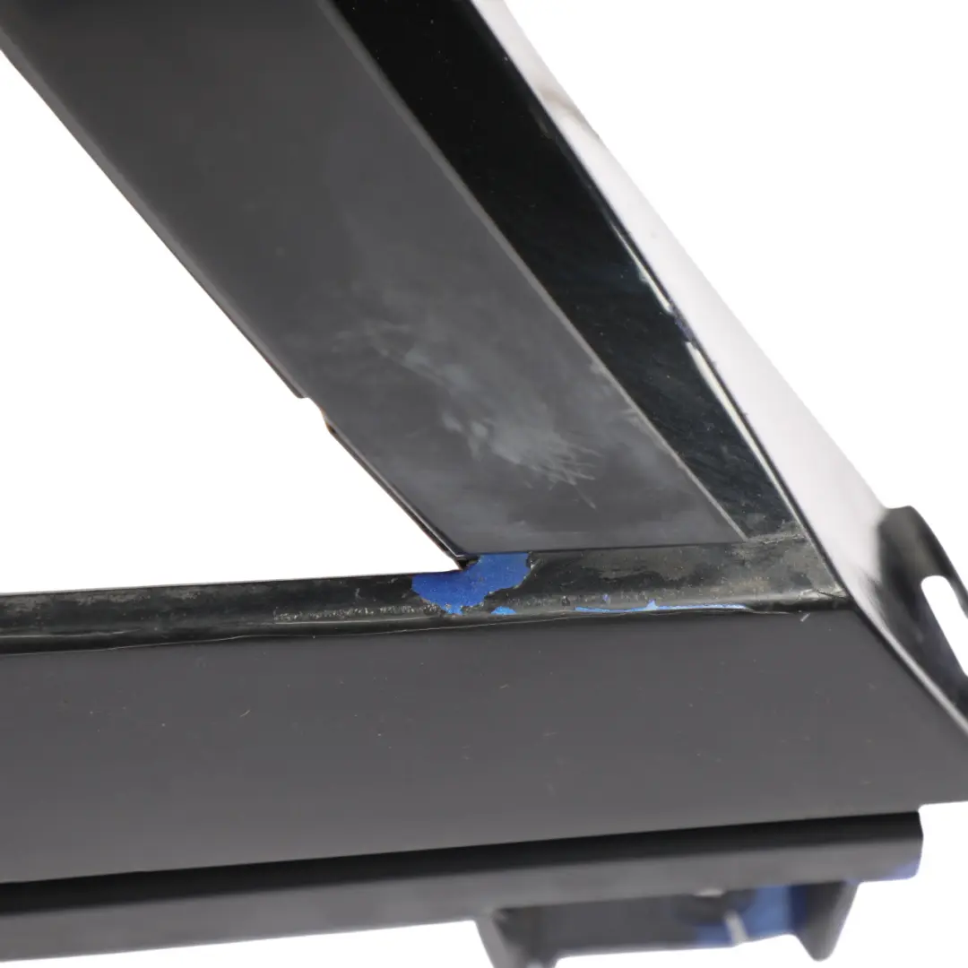 Right Fender Panel Trim Phantom Black - Z9Y 420853190F to Audi R8 42 Spyder Rear with Part number 420853190B Audi R8 42 Spyder Rear Right Fender Panel Trim Phantom Black - Z9Y 420853190F - SKU 420853190B-PHB - Part number 420853190B