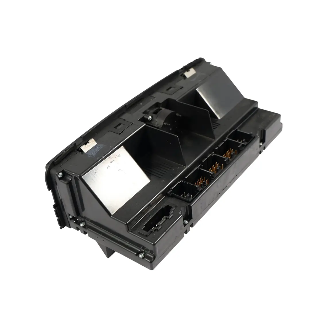 Audi A8 S8 D3 Panel Sterowania Klimatyzacji Nawiewu - SKU 4E0820043K - Numer Części 4E0820043K