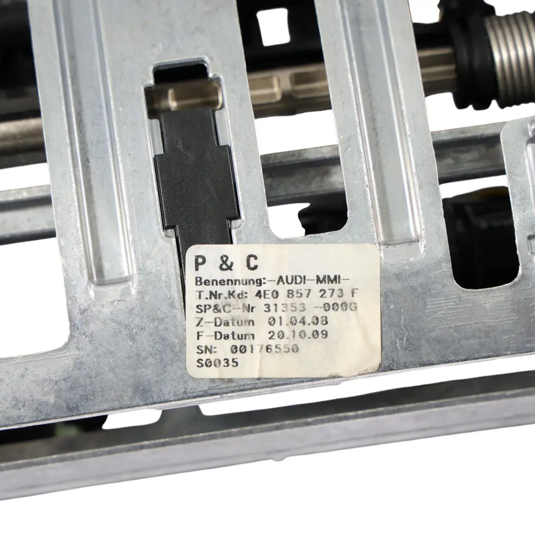 Audi A8 S8 D3 Mechanizm Windy Wyświetlacza Ekranu Nawigacji - SKU 4E0857273F - Numer Części 4E0857273F