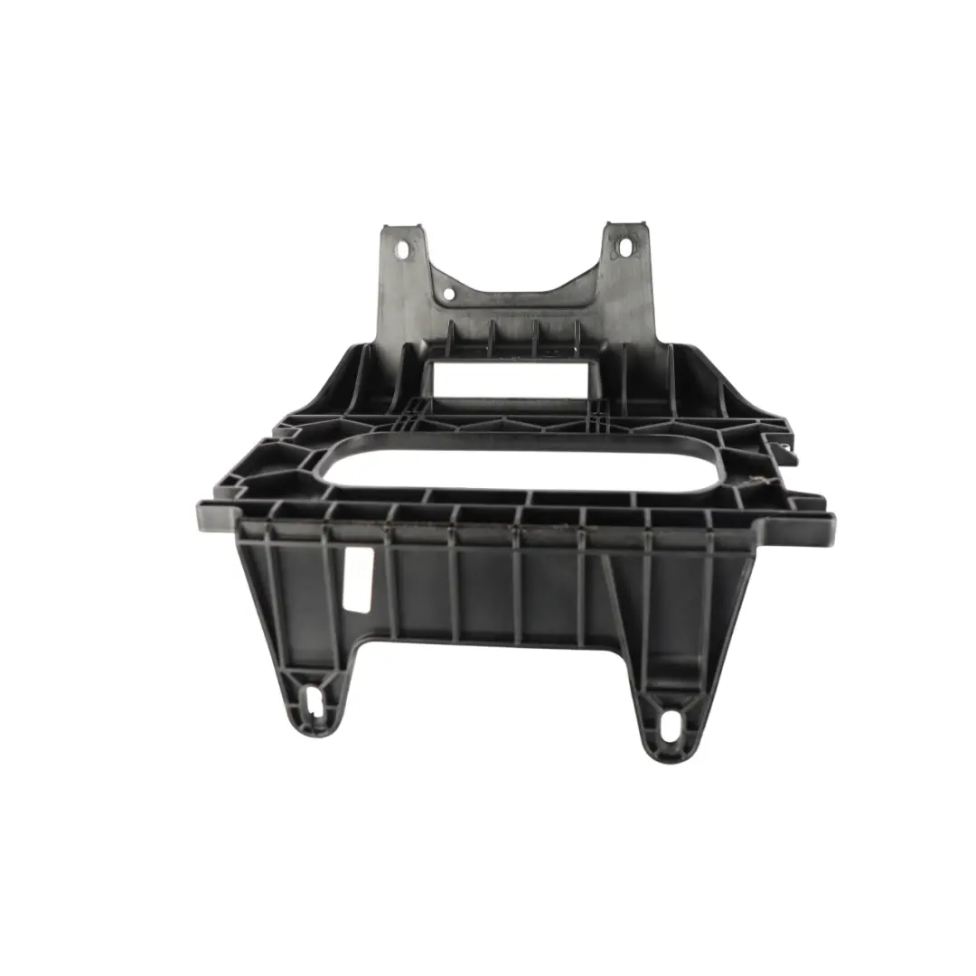 Uchwyt Mocowanie Wspornik Wzmacniacza Stereo do Audi A4 B8 A5 8T o numerze 4F0907101A Audi A4 B8 A5 8T Uchwyt Mocowanie Wspornik Wzmacniacza Stereo - SKU 4F0907101A - Numer Części 4F0907101A