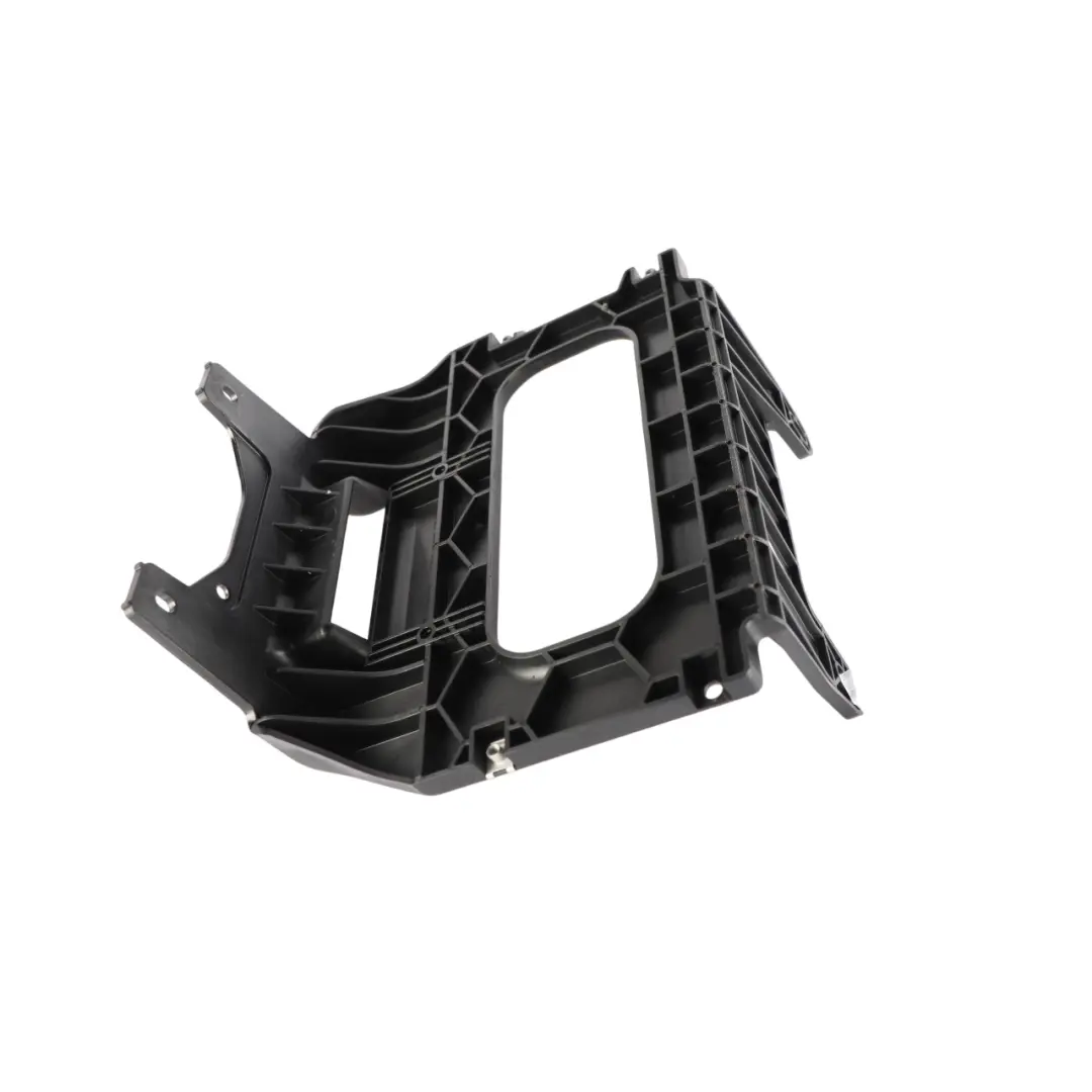 Uchwyt Mocowanie Wspornik Wzmacniacza Stereo do Audi A4 B8 A5 8T o numerze 4F0907101A Audi A4 B8 A5 8T Uchwyt Mocowanie Wspornik Wzmacniacza Stereo - SKU 4F0907101A - Numer Części 4F0907101A