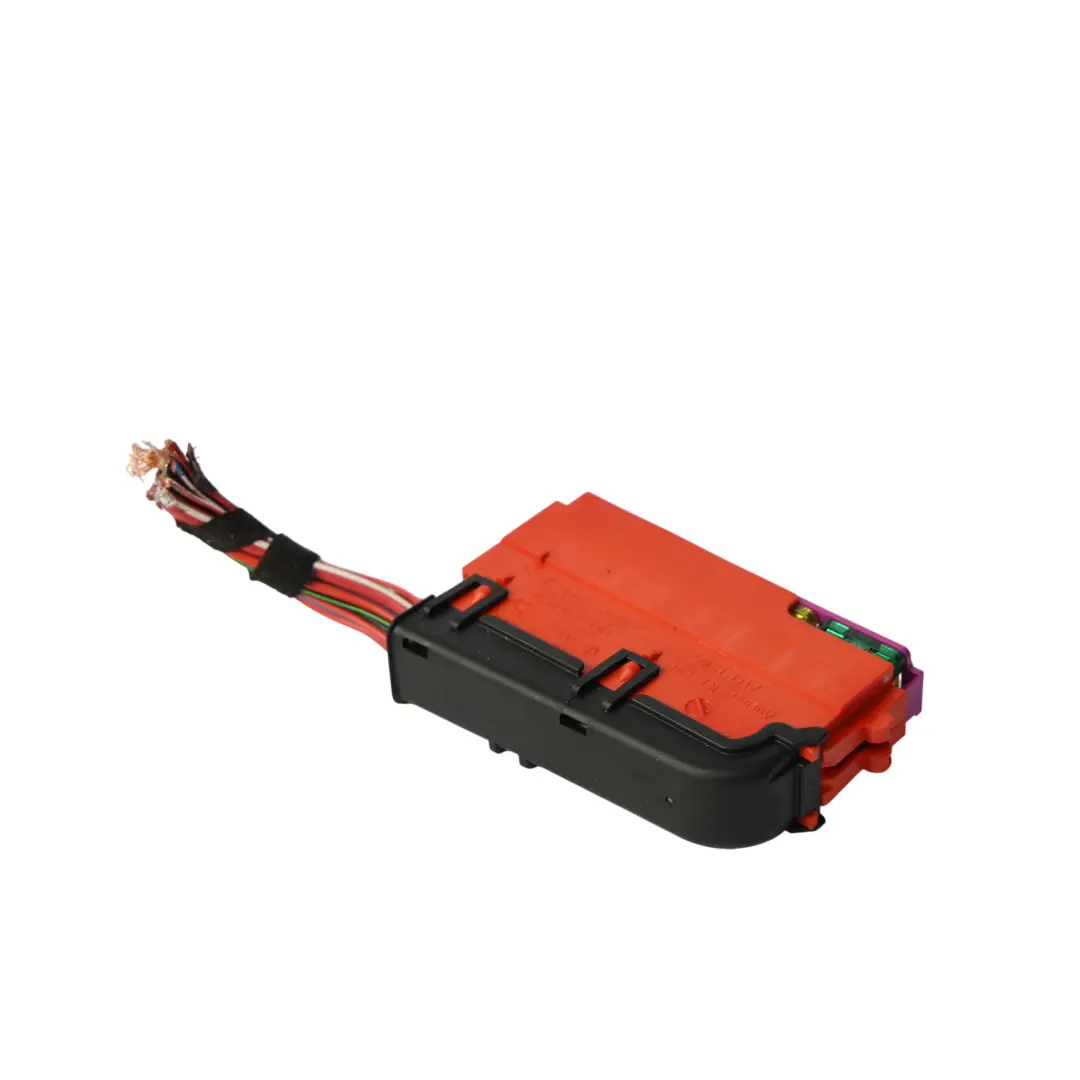 Caja De Fusibles Enchufe De Relé Soporte De Fusibles para Audi A6 C8 con número de pieza 4H0941824B Audi A6 C8 Caja De Fusibles Enchufe De Relé Soporte De Fusibles - SKU 4H0941824B - Número de pieza 4H0941824B