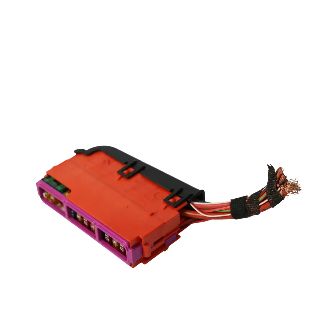 Audi A6 C8 Caja De Fusibles Enchufe De Relé Soporte De Fusibles - SKU 4H0941824B - Número de pieza 4H0941824B