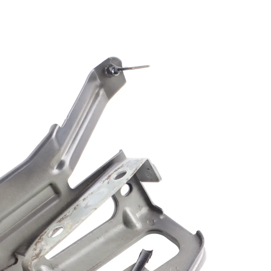 Wing Fender Bracket Holder Brace Front Right O/S Vesuvius Grey - X7J to Audi A6 C8 with Part number 4K0821132 Audi A6 C8 Wing Fender Bracket Holder Brace Front Right O/S Vesuvius Grey - X7J - SKU 4K0821132-VES - Part number 4K0821132