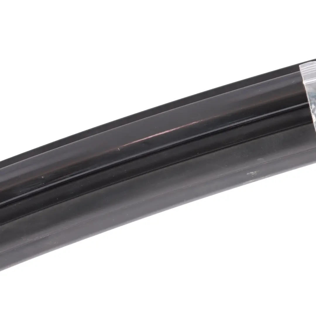 Junta Goma Marco Ventana Puerta Delantero Izquierdo para Audi A6 C8 con número de pieza 4K0837431B Audi A6 C8 Junta Goma Marco Ventana Puerta Delantero Izquierdo - SKU 4K0837431B - Número de pieza 4K0837431B