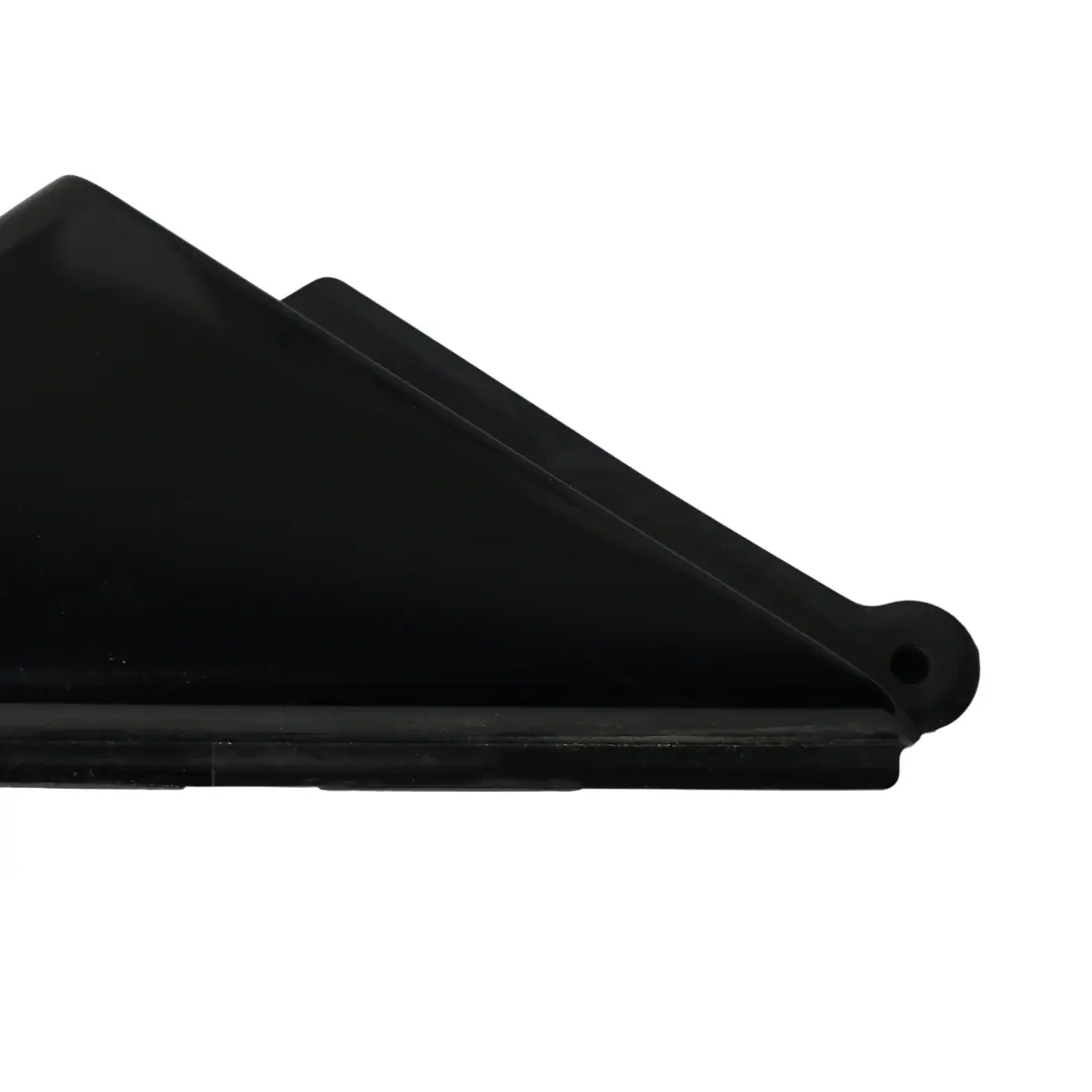 Rivestimento Triangolo Porta Anteriore Sinistra Esterno per Audi A6 C8 con numero di parte 4K0837637 Audi A6 C8 Rivestimento Triangolo Porta Anteriore Sinistra Esterno - SKU 4K0837637 - Numero di parte 4K0837637