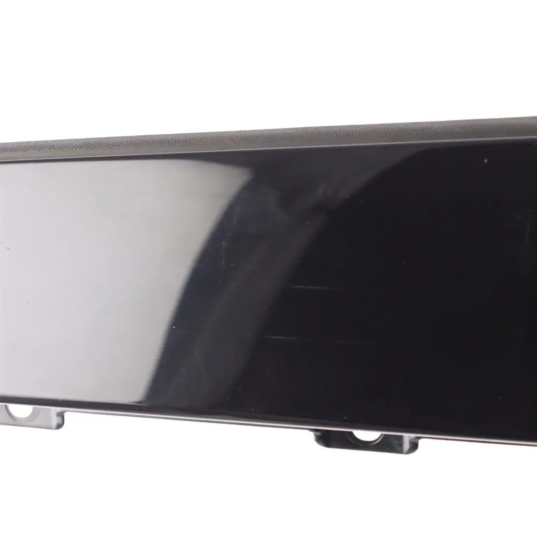 Porta Posteriore Pilastro Striscia Copertura Pannello per Audi A6 C8 con numero di parte 4K0839902 Audi A6 C8 Porta Posteriore Pilastro Striscia Copertura Pannello - SKU 4K0839902 - Numero di parte 4K0839902