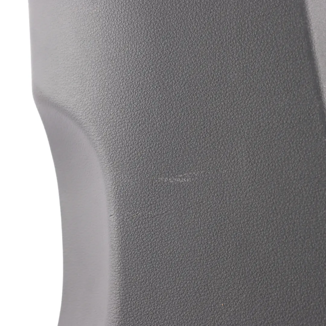 Listwa Ozdobna Słupka B Czarna Prawa do Audi A6 C8 o numerze 4K0867239 Audi A6 C8 Listwa Ozdobna Słupka B Czarna Prawa - SKU 4K0867239 - Numer Części 4K0867239