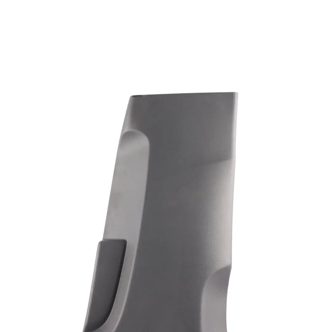 Audi A6 C8 Panel Embellecedor Pilar B Pasajero Negro Lado Izquierdo - SKU 4K0867240 - Número de pieza 4K0867240