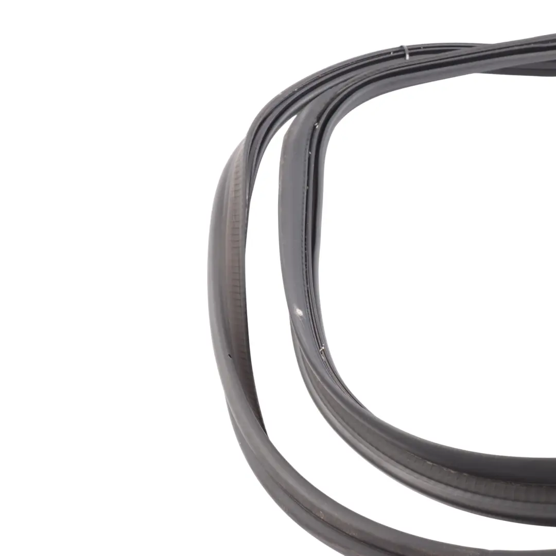 Audi A6 C8 Rear Tailgate Hatch Boot Lid Trunk Seal Gasket Rubber - SKU 4K5827705B - Part number 4K5827705B