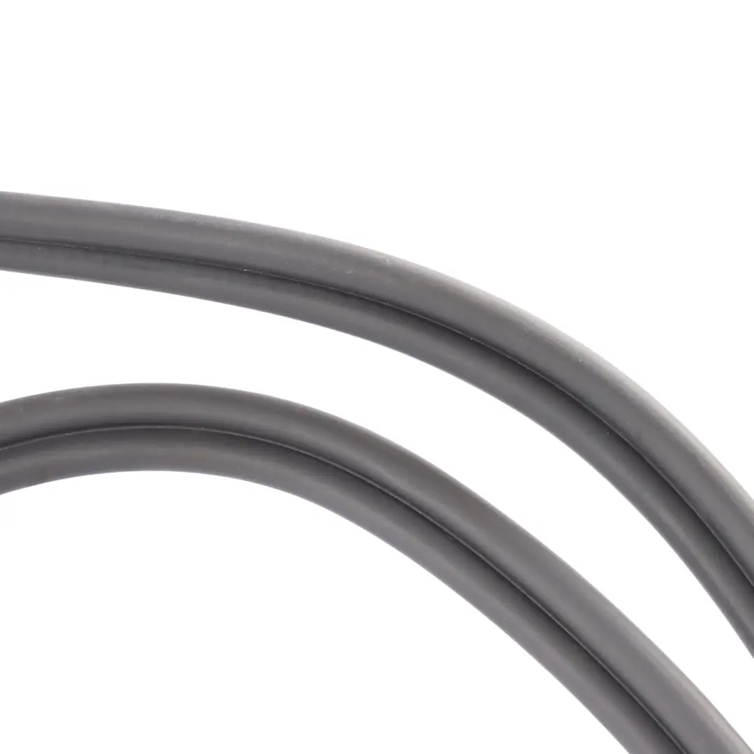 Audi A6 C8 Rear Tailgate Hatch Boot Lid Trunk Seal Gasket Rubber - SKU 4K5827705B - Part number 4K5827705B