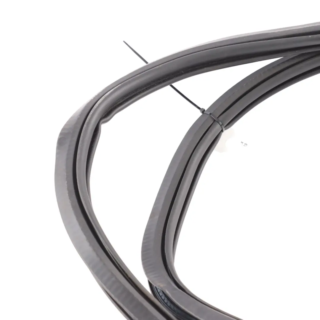 Audi A6 C8 Saloon Rear Door Seal Left Right N/O/S Inner Gasket - SKU 4K5833721 - Part number 4K5833721