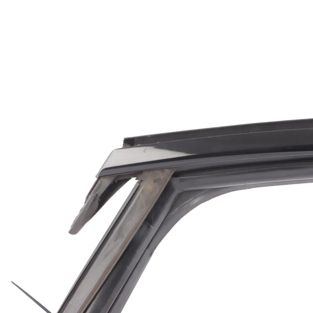 Door Window Guide Seal Gasket Rubber Right O/S to Audi A6 C8 Rear with Part number 4K5839432B Audi A6 C8 Rear Door Window Guide Seal Gasket Rubber Right O/S - SKU 4K5839432B - Part number 4K5839432B