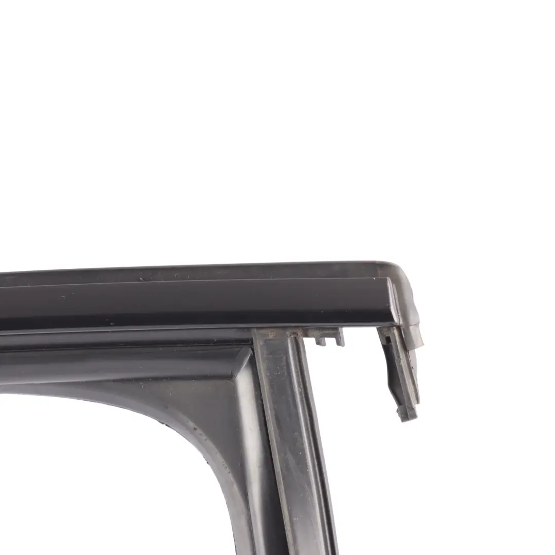 Audi A6 C8 Rear Door Window Guide Seal Gasket Rubber Right O/S - SKU 4K5839432B - Part number 4K5839432B