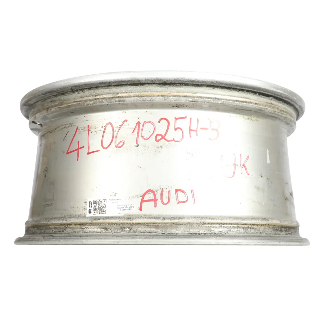 Alloy Rim 20" 9J ET:60 Star Spoke to Audi Q7 4L Silver Wheel with Part number 4L0601025H Audi Q7 4L Silver Wheel Alloy Rim 20" 9J ET:60 Star Spoke - SKU 4L0601025H-3 - Part number 4L0601025H