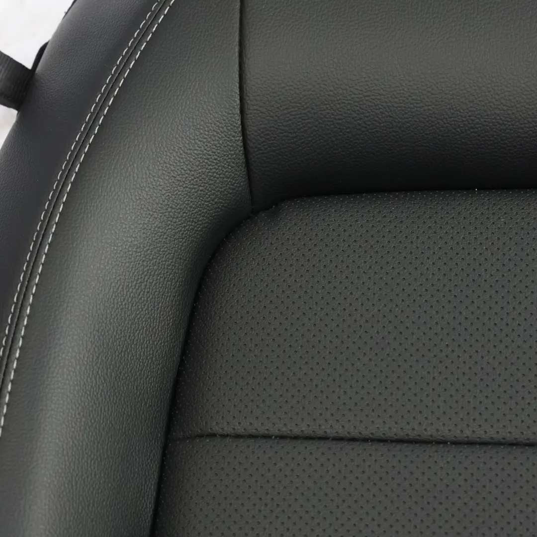 Mk6 Rücksitzbank Couch Rückenlehne Leder Rechts für Ford Mustang mit Teilenummer 5345114 Ford Mustang Mk6 Rücksitzbank Couch Rückenlehne Leder Rechts - SKU 5345114 - Teilenummer 5345114