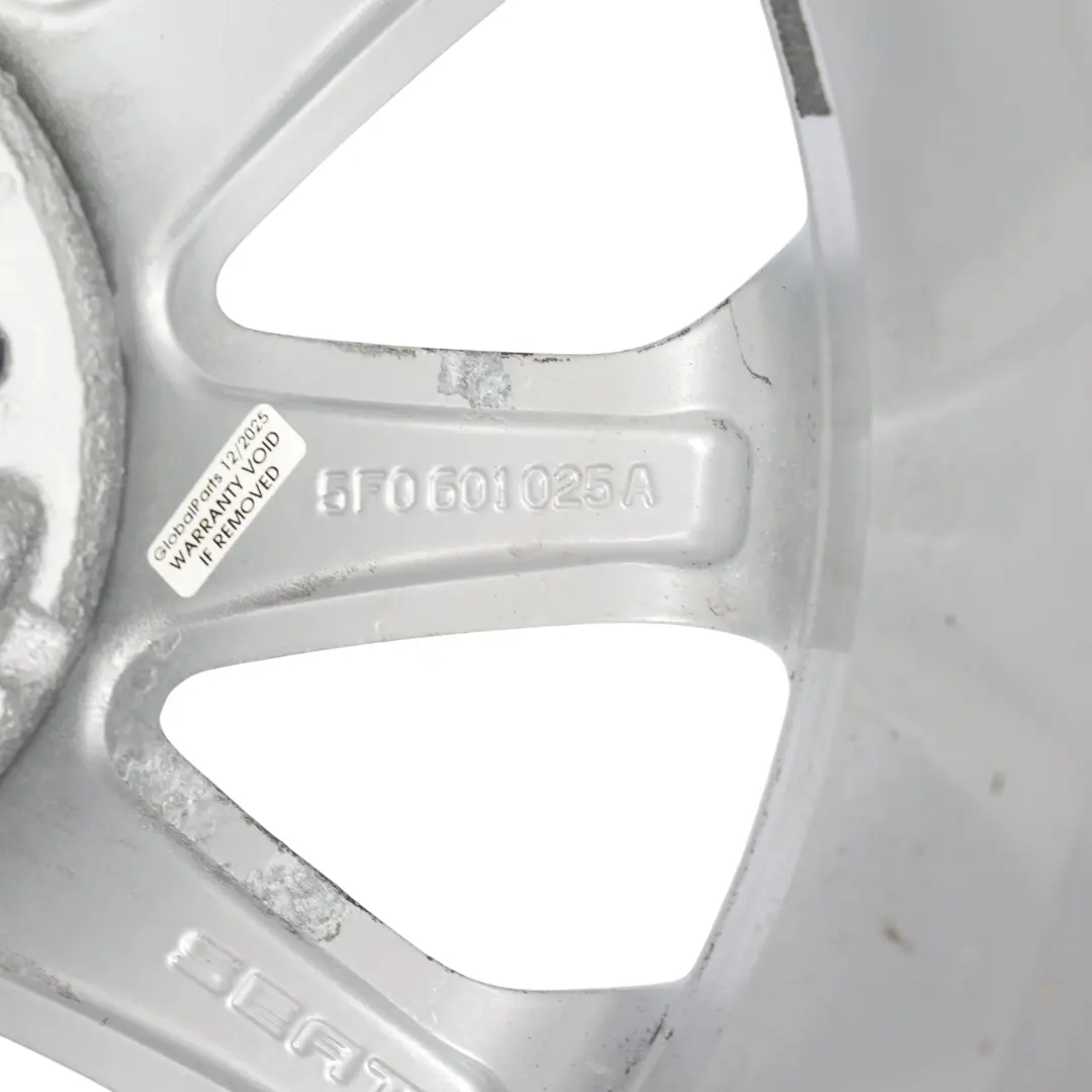 Mk3 5F Argento Cerchio In Lega 16" 6,5J ET:46 Star Spoke per Seat Leon con numero di parte 5F0601025A Seat Leon Mk3 5F Argento Cerchio In Lega 16" 6,5J ET:46 Star Spoke - SKU 5F0601025A-6 - Numero di parte 5F0601025A
