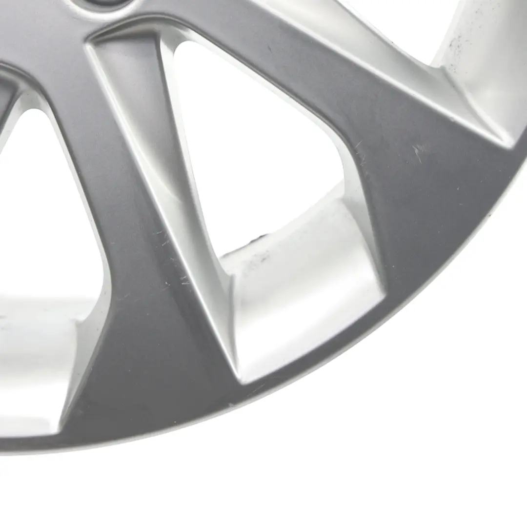 Mk3 5F Silver Wheel Rim Alloy 16" 6,5J ET:46 Star Spoke to Seat Leon with Part number 5F0601025A Seat Leon Mk3 5F Silver Wheel Rim Alloy 16" 6,5J ET:46 Star Spoke - SKU 5F0601025A-7 - Part number 5F0601025A