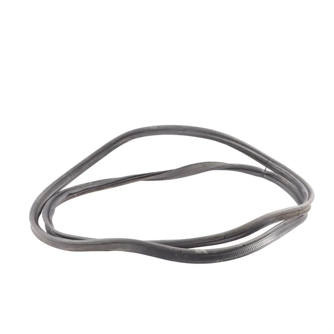 Mk3 Boot Lid Tailgate Door Rubber Seal Gasket Hatchback to Seat Leon with Part number 5F3827705C Seat Leon Mk3 Boot Lid Tailgate Door Rubber Seal Gasket Hatchback - SKU 5F3827705C - Part number 5F3827705C