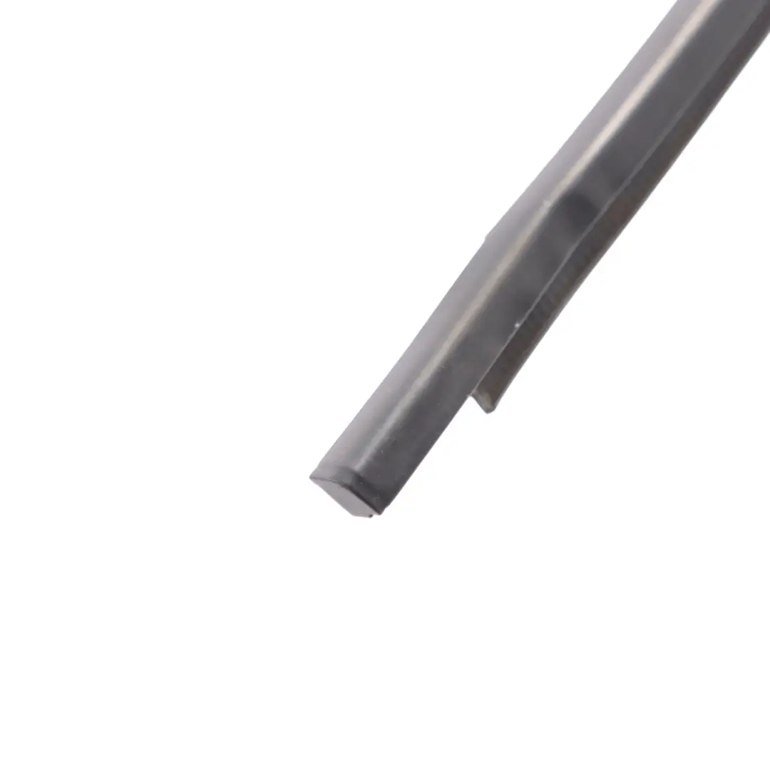 5F 3Dr Door Window Aperture Outer Seal Right O/S to Seat Leon with Part number 5F3837478A Seat Leon 5F 3Dr Door Window Aperture Outer Seal Right O/S - SKU 5F3837478A - Part number 5F3837478A