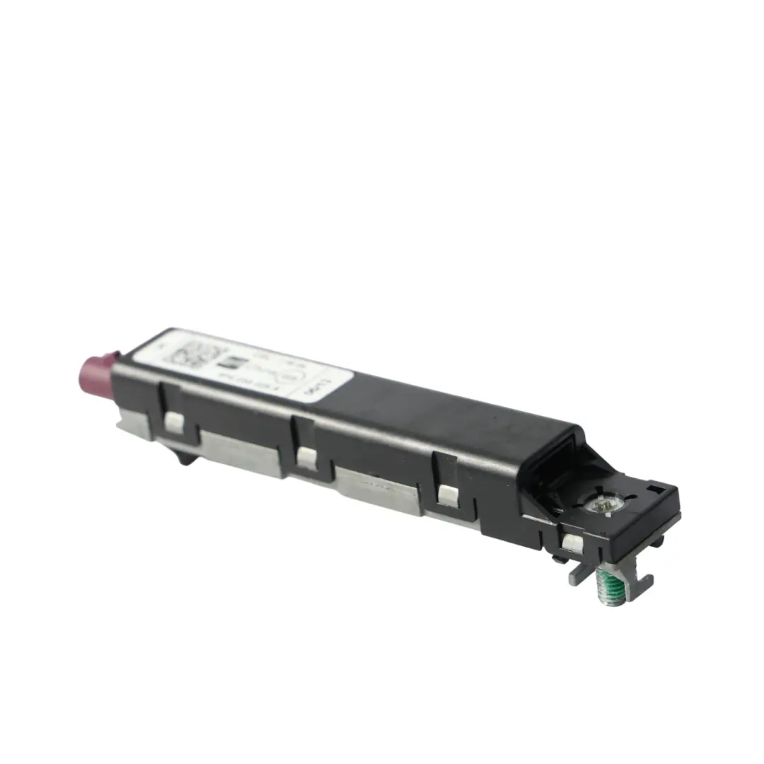 5F Mk3 Aerial Antenna Amplifier to Seat Leon with Part number 5F4035225A Seat Leon 5F Mk3 Aerial Antenna Amplifier - SKU 5F4035225A - Part number 5F4035225A