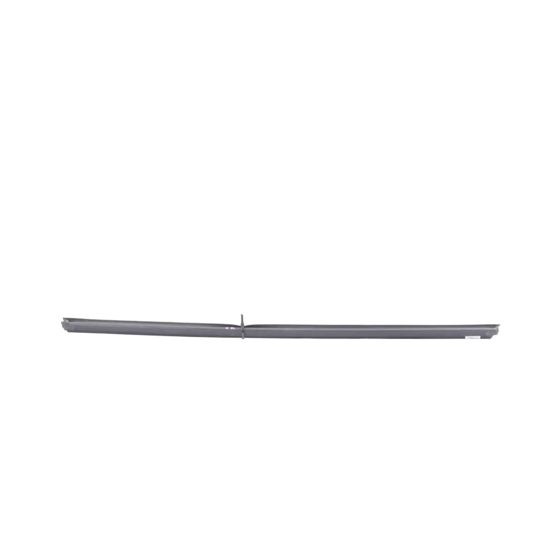 MK3 Modanatura Finestrino Porta Anteriore Destra per Seat Leon con numero di parte 5F4837472 Seat Leon MK3 Modanatura Finestrino Porta Anteriore Destra - SKU 5F4837472 - Numero di parte 5F4837472