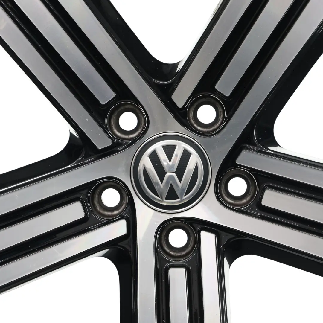 Bicolore Cerchio In Lega 18" 7.5J ET:49 per Volkswagen Golf Mk7 con numero di parte 5G0601025DQ Volkswagen Golf Mk7 Bicolore Cerchio In Lega 18" 7.5J ET:49 - SKU 5G0601025DQ-1 - Numero di parte 5G0601025DQ