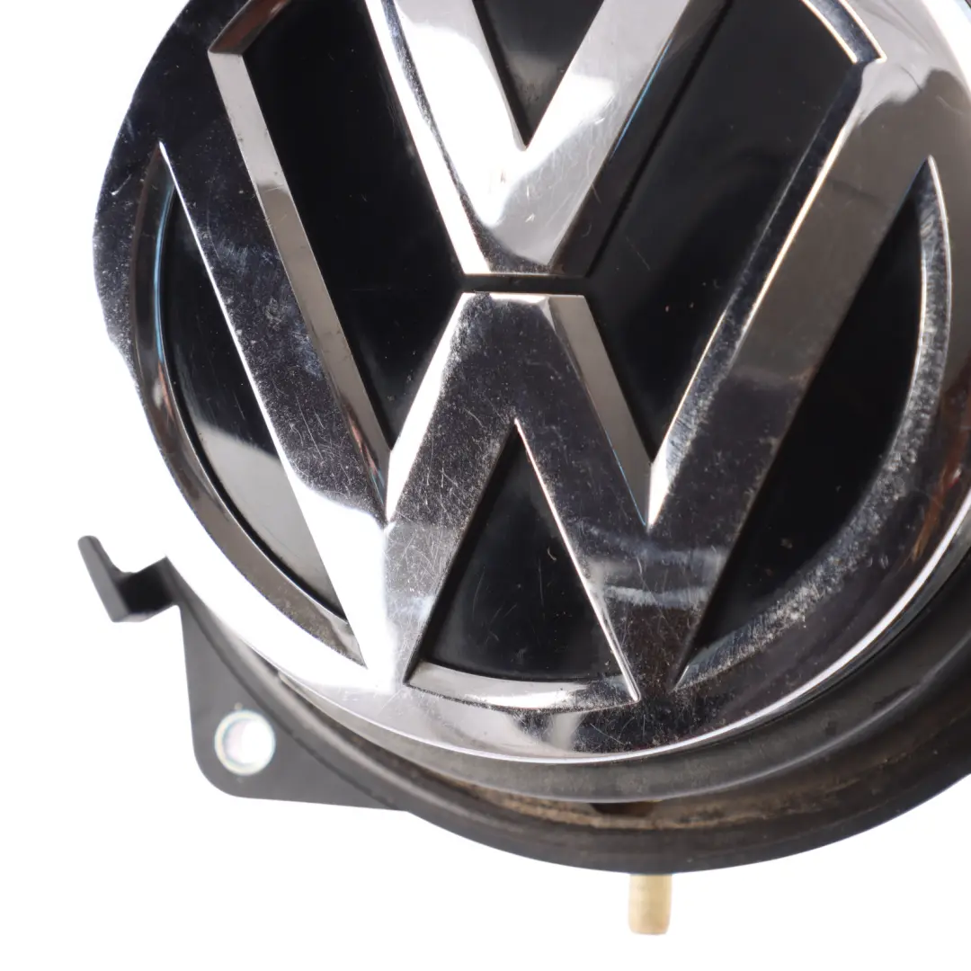 Volkswagen Golf 5G Couvercle coffre voiture Poignée de hayon ouvert - SKU 5G6827469F - Numéro de pièce 5G6827469F