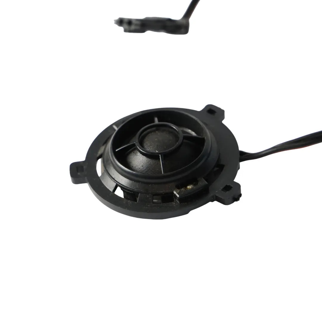 Mk3 Front Door Tweeter Speaker Front Left Right N/O/S to VW Scirocco with Part number 5K0035411 VW Scirocco Mk3 Front Door Tweeter Speaker Front Left Right N/O/S - SKU 5K0035411 - Part number 5K0035411