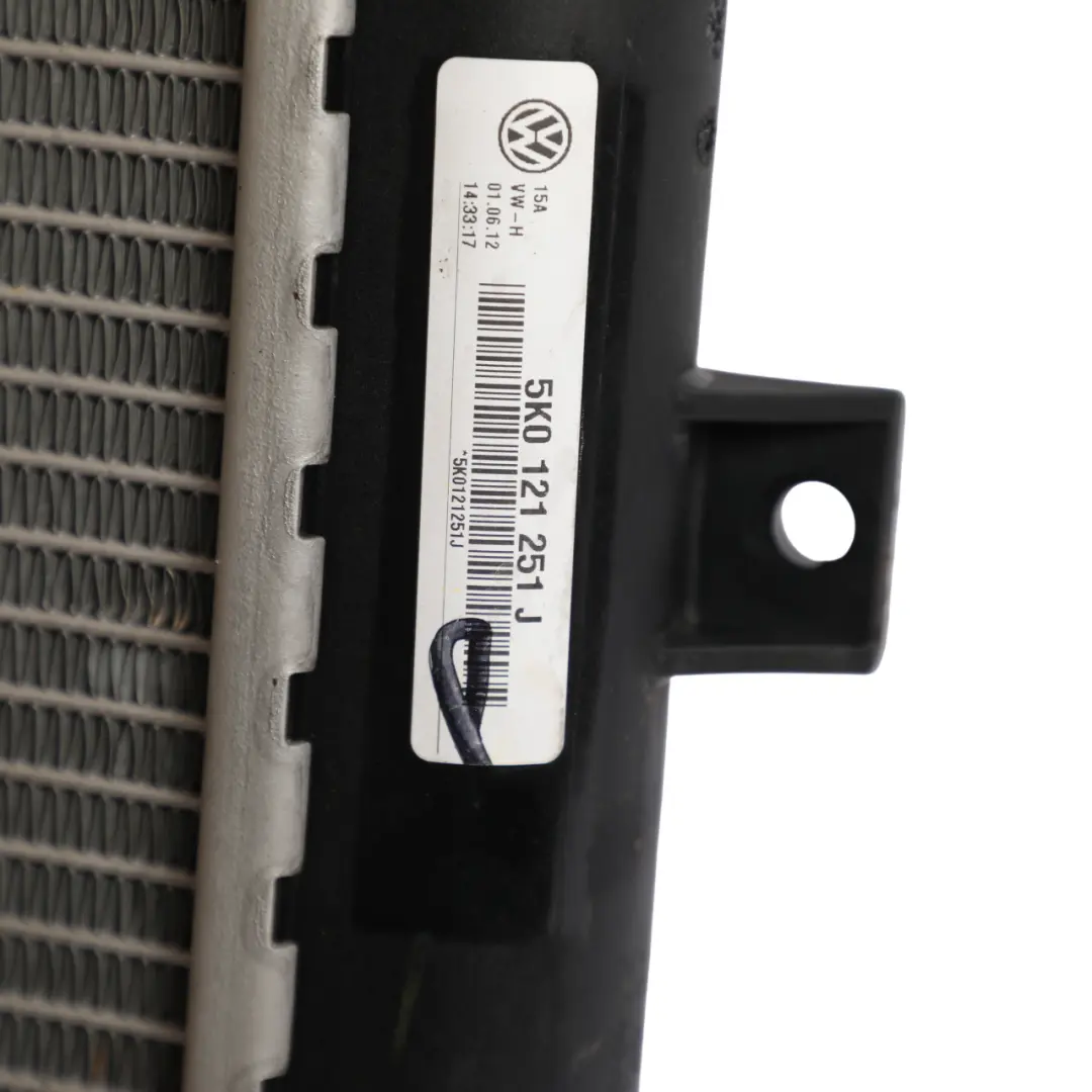 Mk3 Radiatore Acqua Motore 2.0 Benzina per Volkswagen Scirocco con numero di parte 5K0121251J Volkswagen Scirocco Mk3 Radiatore Acqua Motore 2.0 Benzina - SKU 5K0121251J - Numero di parte 5K0121251J