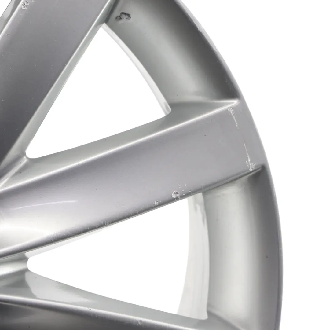 Mk6 Silver Wheel Alloy Rim 17" 7J ET:54 to Volkswagen Golf with Part number 5K0601025F Volkswagen Golf Mk6 Silver Wheel Alloy Rim 17" 7J ET:54 - SKU 5K0601025F-4 - Part number 5K0601025F