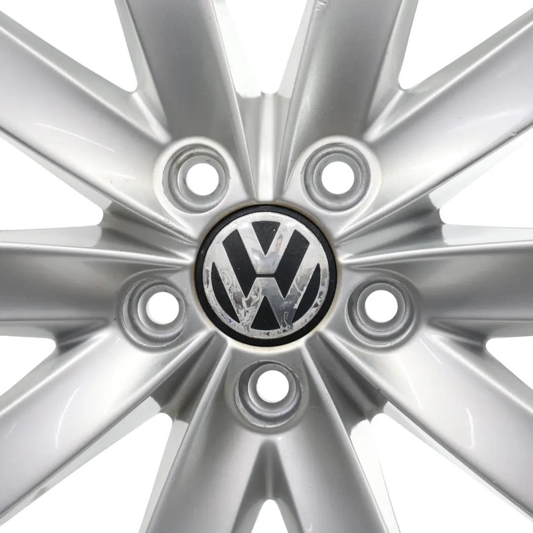 Mk6 Silberne Leichtmetallfelge Alufelge 17" 7J ET:54 für Volkswagen Golf mit Teilenummer 5K0601025F Volkswagen Golf Mk6 Silberne Leichtmetallfelge Alufelge 17" 7J ET:54 - SKU 5K0601025F - Teilenummer 5K0601025F