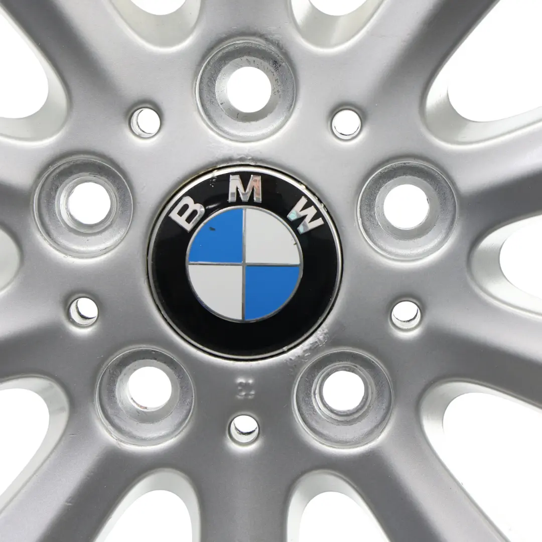 BMW Serie 1 E81 E82 E87 E88 Llanta de aleación 6,5J 16" Spider Spoke 139 - SKU 6762887-1 - Número de pieza 6762887