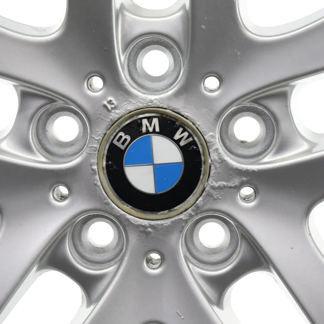 Silberne Alufelge 16" Doppelspeiche 156 7J ET:34 6775595 für BMW E90 E91 mit Teilenummer 6765810 BMW E90 E91 Silberne Alufelge 16" Doppelspeiche 156 7J ET:34 6775595 - SKU 6765810-1 - Teilenummer 6765810