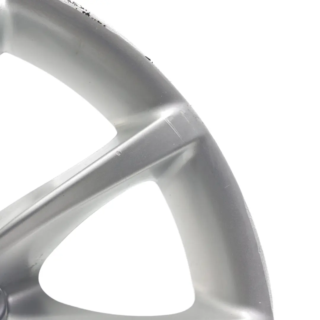 Llanta De Aleación De Plata 17 "8J ET:20 V-Spoke 245 para BMW E60 E61 con número de pieza 6777348 BMW E60 E61 Llanta De Aleación De Plata 17 "8J ET:20 V-Spoke 245 - SKU 6777348-1 - Número de pieza 6777348