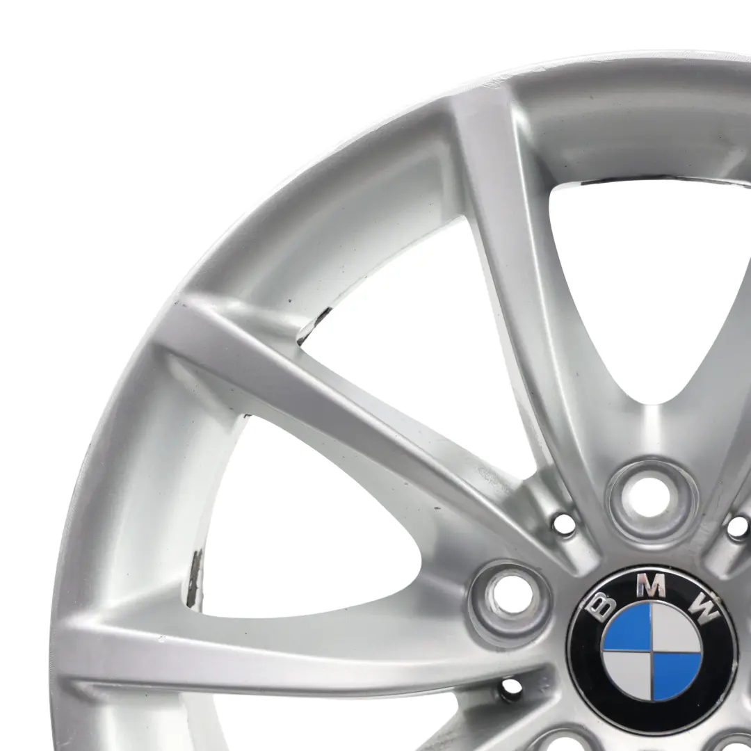 Felga Aluminiowa Srebrna 17" 8J ET:20 245 do BMW E60 E61 o numerze 6777348 BMW E60 E61 Felga Aluminiowa Srebrna 17" 8J ET:20 245 - SKU 6777348-2 - Numer Części 6777348