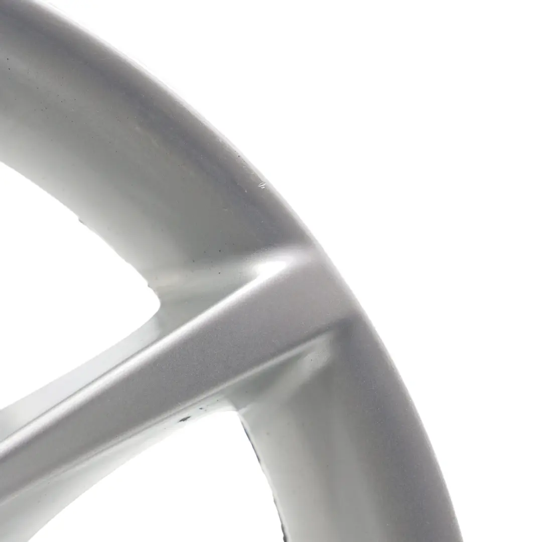 Jante En Alliage Argent 17" 8J ET:20 À Rayons En V 245 pour BMW E60 E61 à propos du numéro de pièce 6777348 BMW E60 E61 Jante En Alliage Argent 17" 8J ET:20 À Rayons En V 245 - SKU 6777348-2 - Numéro de pièce 6777348