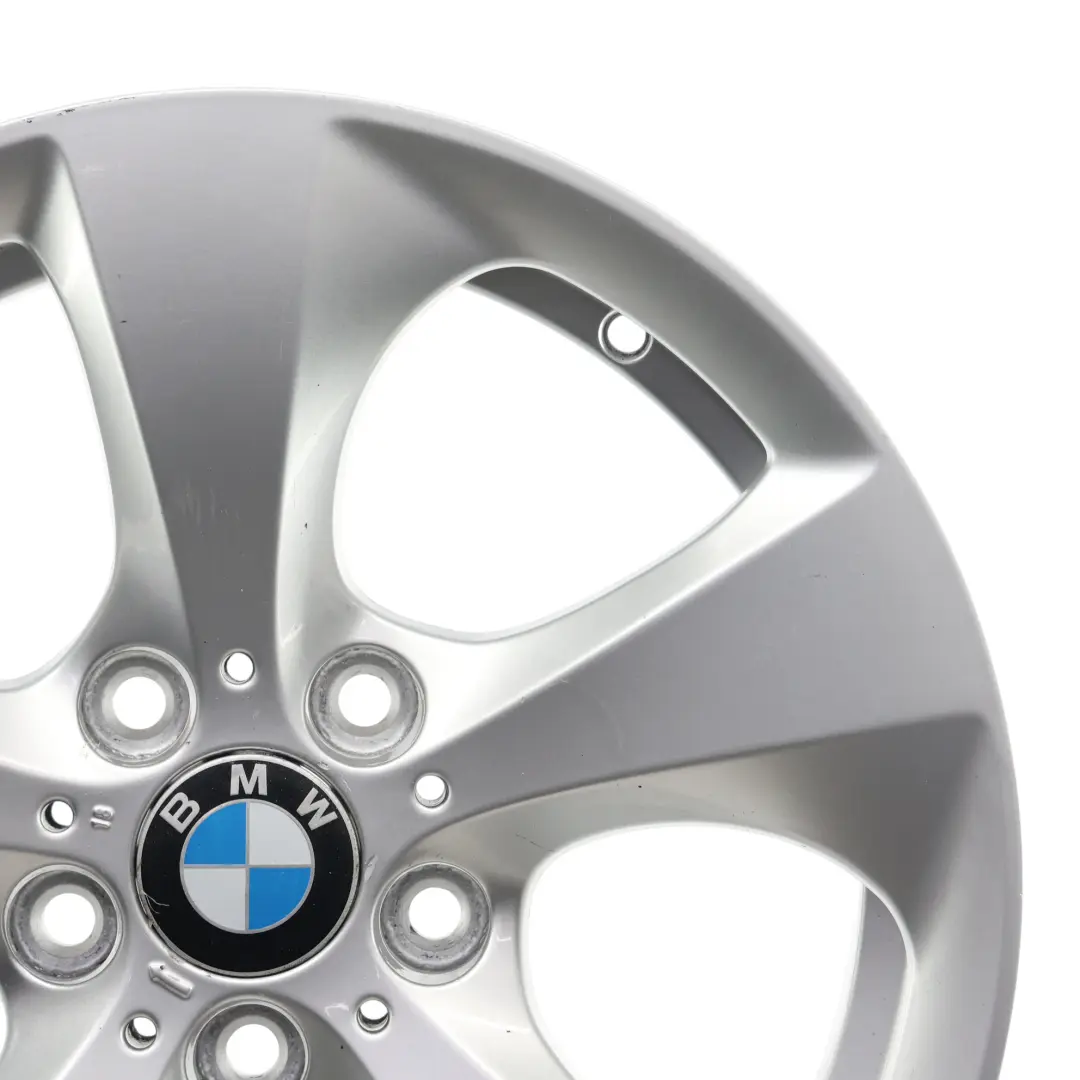 Srebrna Felga Aluminiowa 17" 8J ET:43 Styling 306 do BMW X3 F25 X4 F26 o numerze 6794272 BMW X3 F25 X4 F26 Srebrna Felga Aluminiowa 17" 8J ET:43 Styling 306 - SKU 6794272-2 - Numer Części 6794272