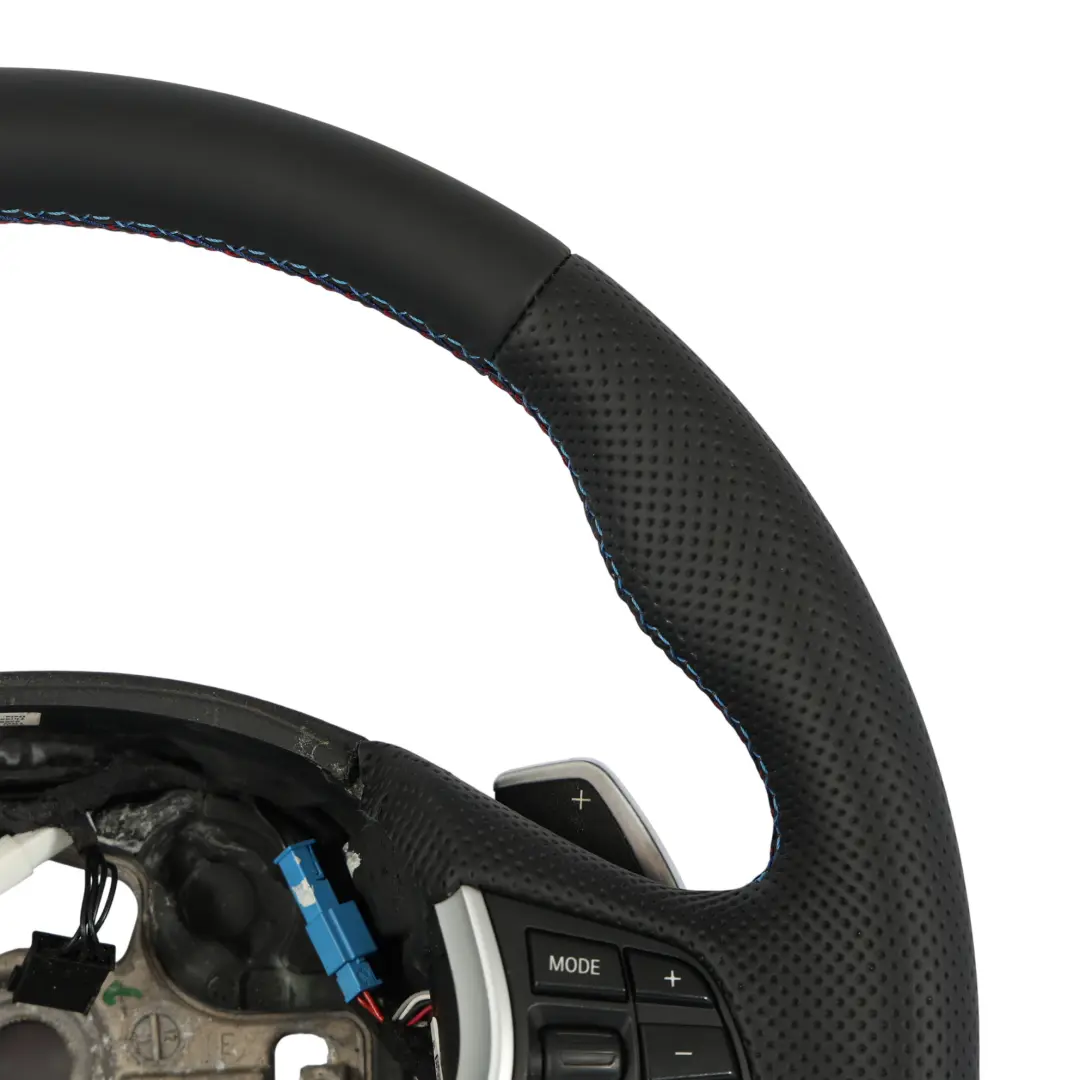 NEU Schwarz Leder Sport Lenkrad Paddelschieber für BMW F20 F21 F22 F30 F31 F32 mit Teilenummer 6863343 BMW F20 F21 F22 F30 F31 F32 NEU Schwarz Leder Sport Lenkrad Paddelschieber - SKU 6863343-2 - Teilenummer 6863343