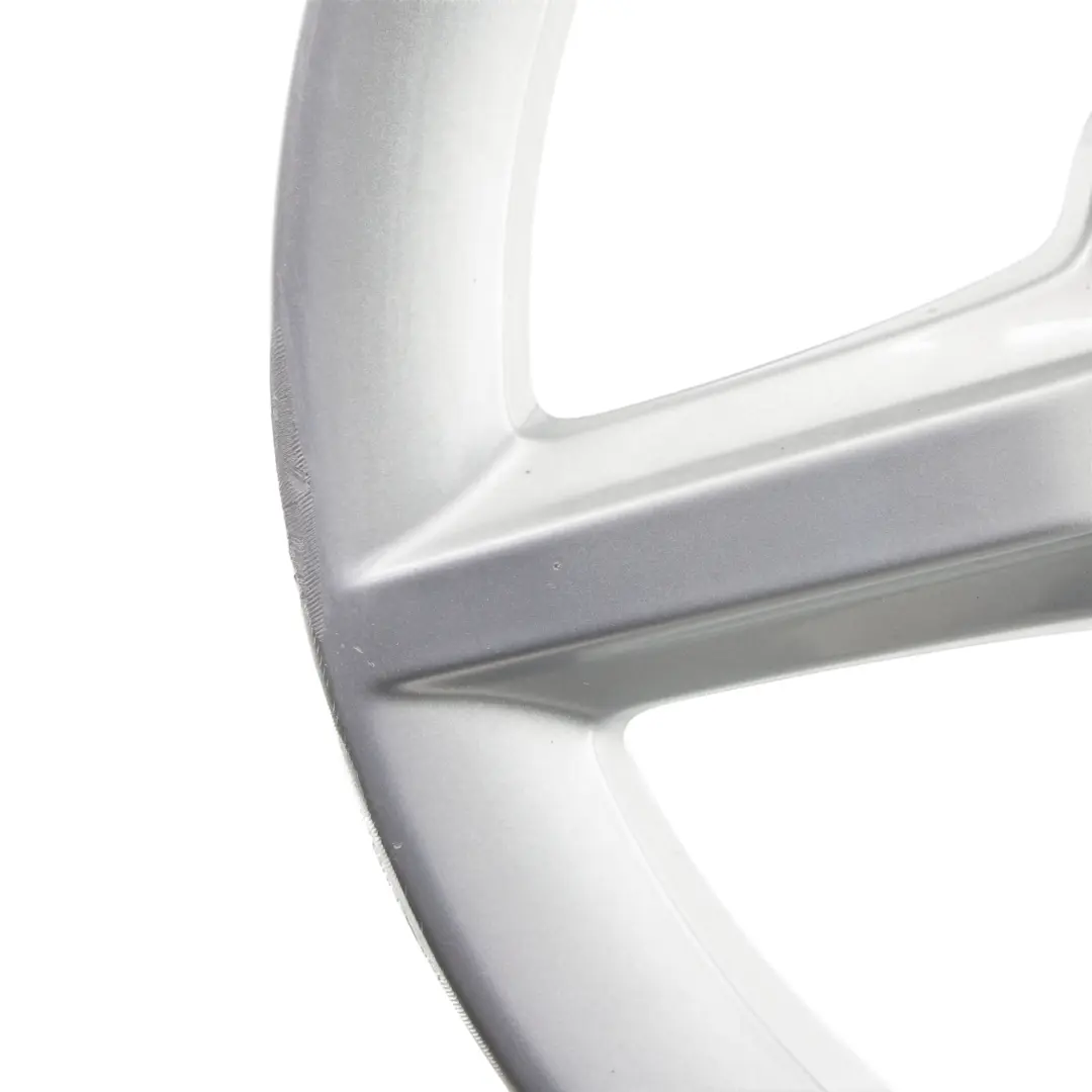 Alloy Rim 16" ET:40 7J Star Spoke 654 to BMW F20 F21 F22 F23 Silver Wheel with Part number 6866302 BMW F20 F21 F22 F23 Silver Wheel Alloy Rim 16" ET:40 7J Star Spoke 654 - SKU 6866302-3 - Part number 6866302
