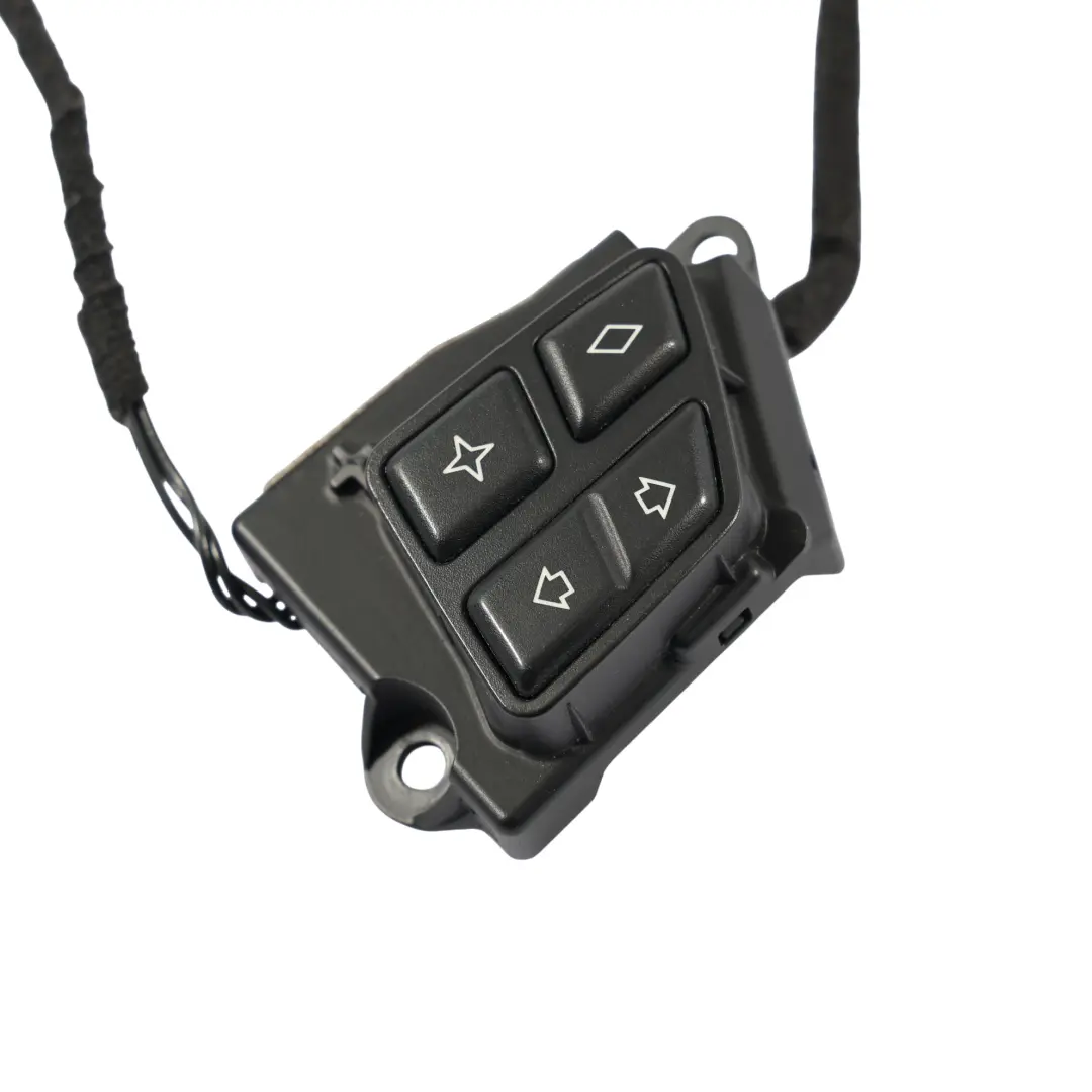 Przełącznik Kierownicy do BMW E81 E87 E90 E92 o numerze 6956562 BMW E81 E87 E90 E92 Przełącznik Kierownicy - SKU 6956562 - Numer Części 6956562