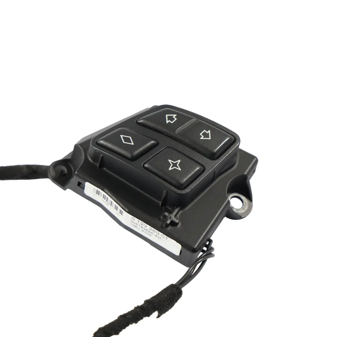 Interruptor Multifuncion en el Volante para BMW E81 E87 E90 E91 E92 con número de pieza 6956562 BMW E81 E87 E90 E91 E92 Interruptor Multifuncion en el Volante - SKU 6956562 - Número de pieza 6956562