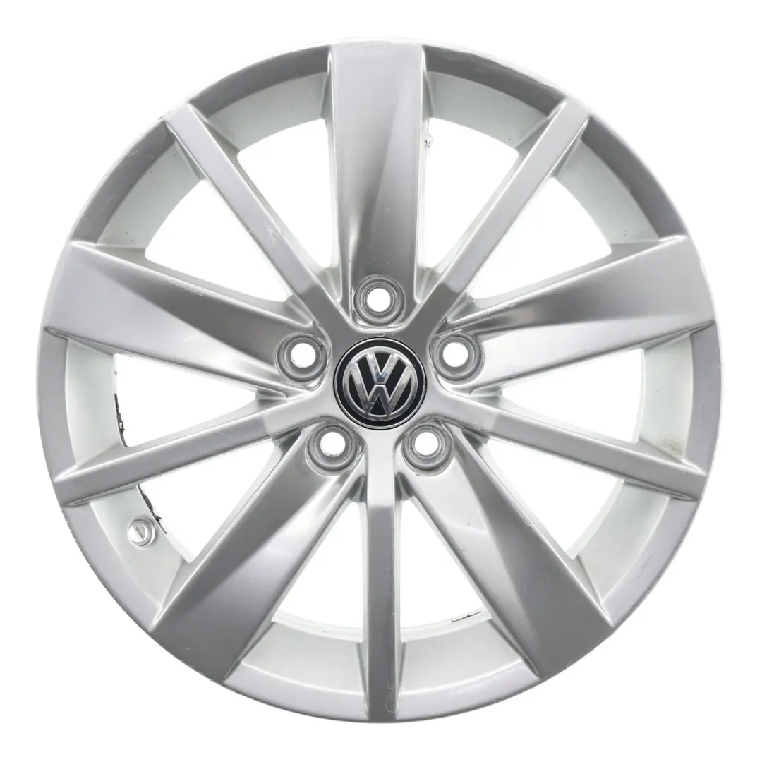 Jante En Alliage Argentée 15" 6J ET:40 pour Volkswagen Polo 6C à propos du numéro de pièce 6C0601025 Volkswagen Polo 6C Jante En Alliage Argentée 15" 6J ET:40 - SKU 6C0601025-2 - Numéro de pièce 6C0601025