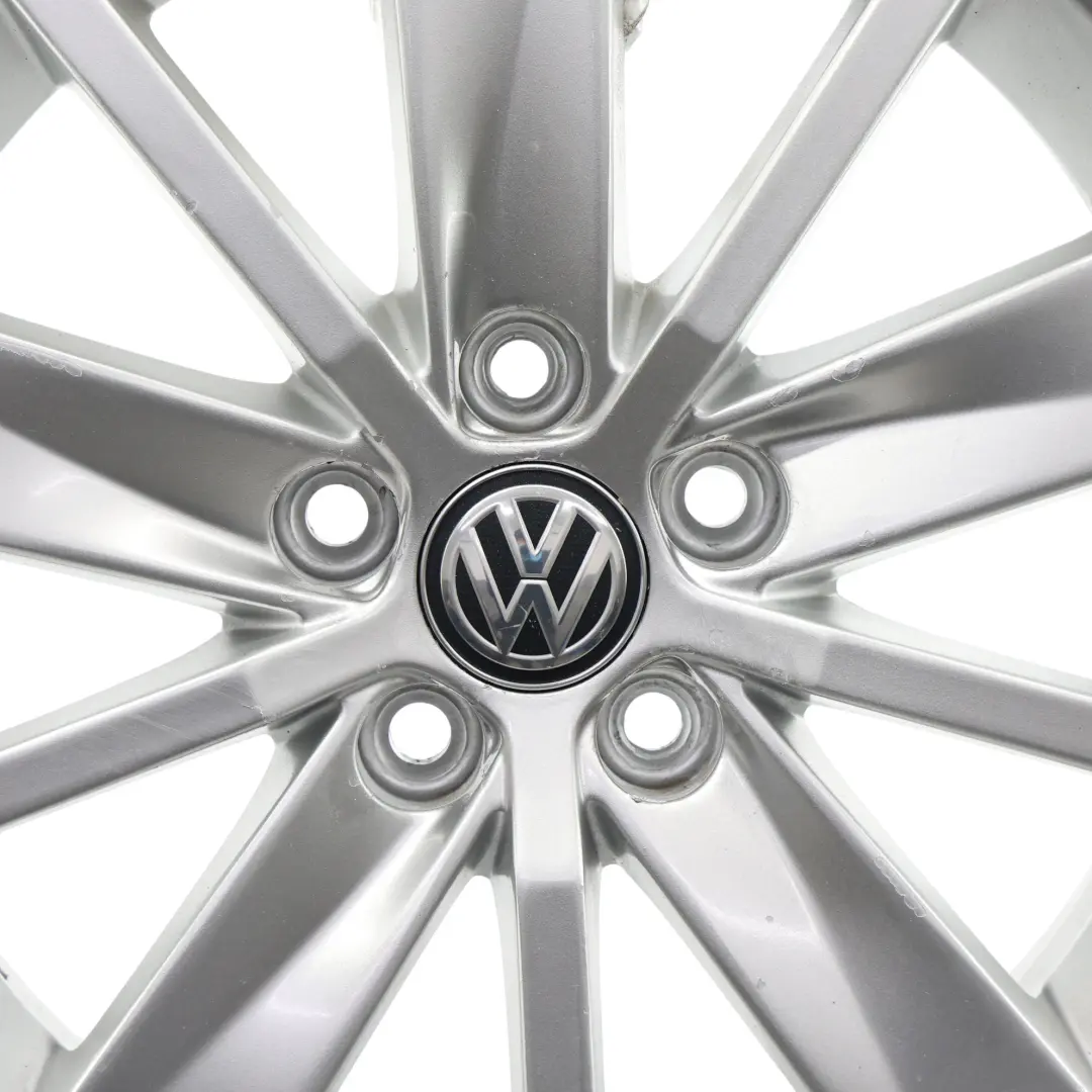 Volkswagen Polo 6C Silberne Leichtmetallfelge Alufelge 15" 6J ET:40 - SKU 6C0601025-2 - Teilenummer 6C0601025