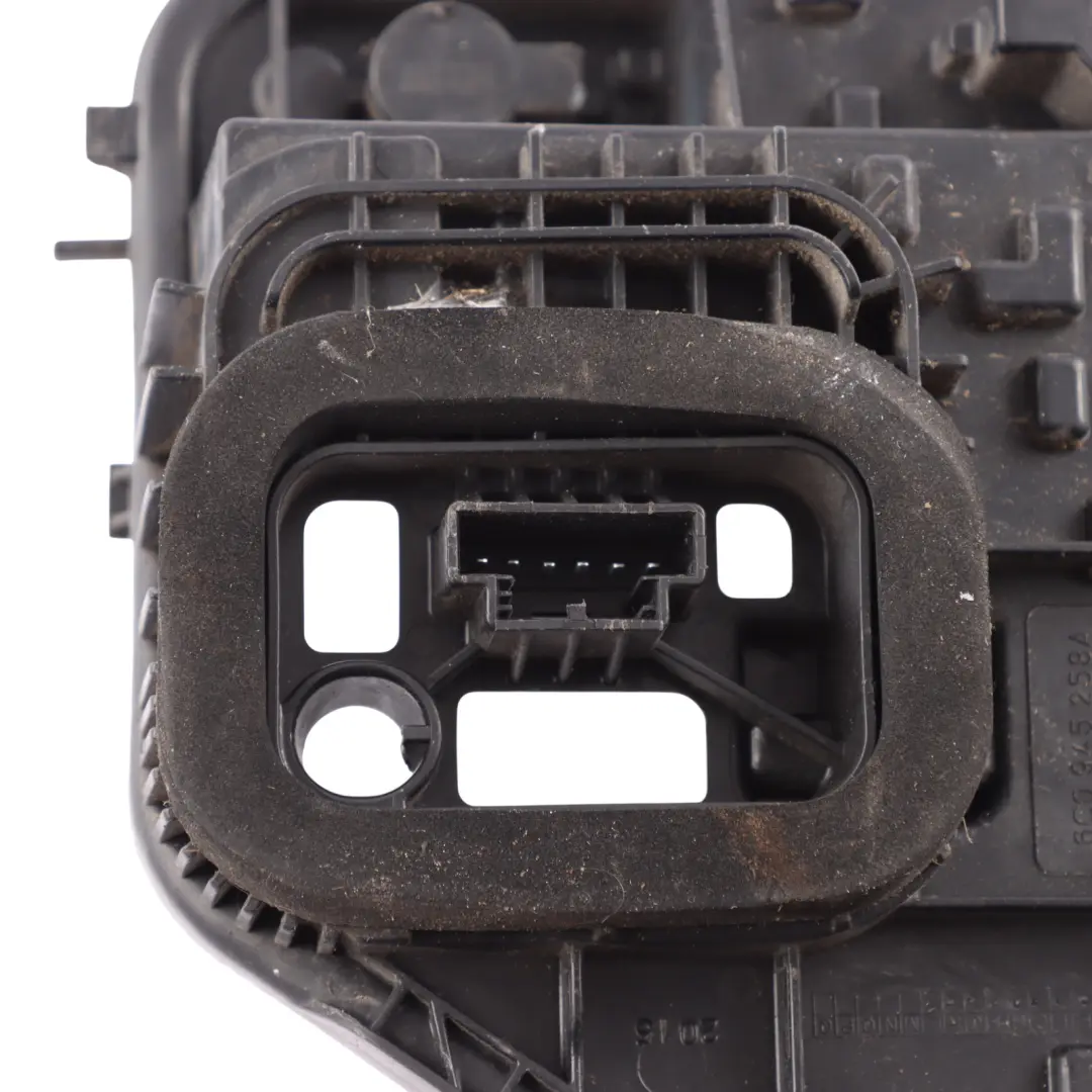 Volkswagen Polo 6C Portalámparas Luz Trasera Derecho - SKU 6C0945258A - Número de pieza 6C0945258A