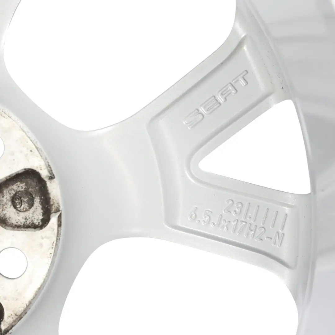 Alloy Rim 17" 6.5J ET:48 to Seat Arona FR KJ7 Silver Wheel with Part number 6F9601025H Seat Arona FR KJ7 Silver Wheel Alloy Rim 17" 6.5J ET:48 - SKU 6F9601025H-1 - Part number 6F9601025H