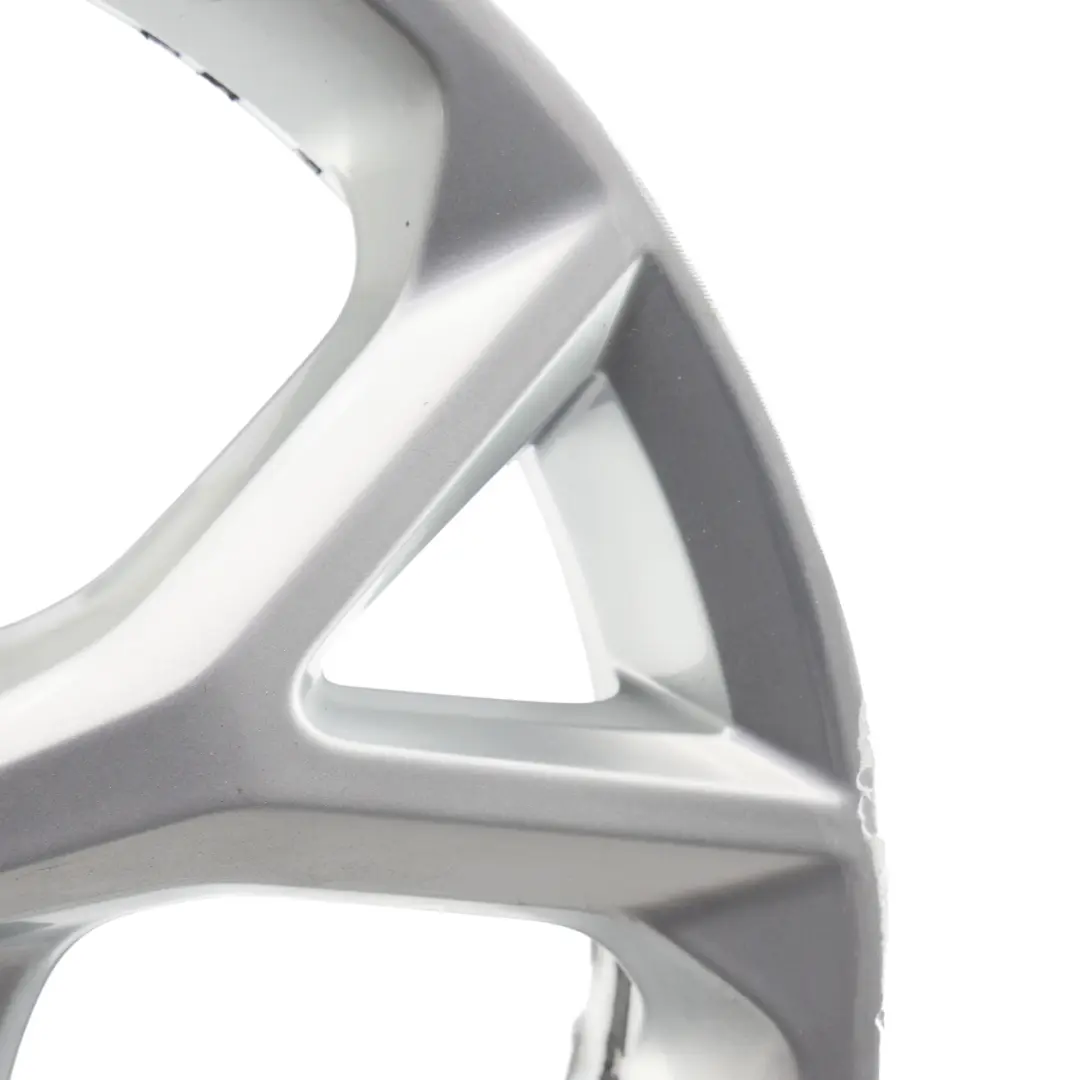 Llanta Aleación Plateada 17" 6.5J ET:48 para Seat Arona FR KJ7 con número de pieza 6F9601025H Seat Arona FR KJ7 Llanta Aleación Plateada 17" 6.5J ET:48 - SKU 6F9601025H-1 - Número de pieza 6F9601025H