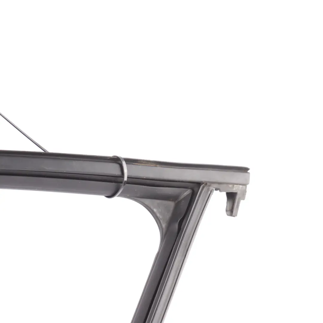 Front Door Seal Gasket Trim Rubber Left N/S to Seat Arona KJ7 with Part number 6F9837431L Seat Arona KJ7 Front Door Seal Gasket Trim Rubber Left N/S - SKU 6F9837431L - Part number 6F9837431L